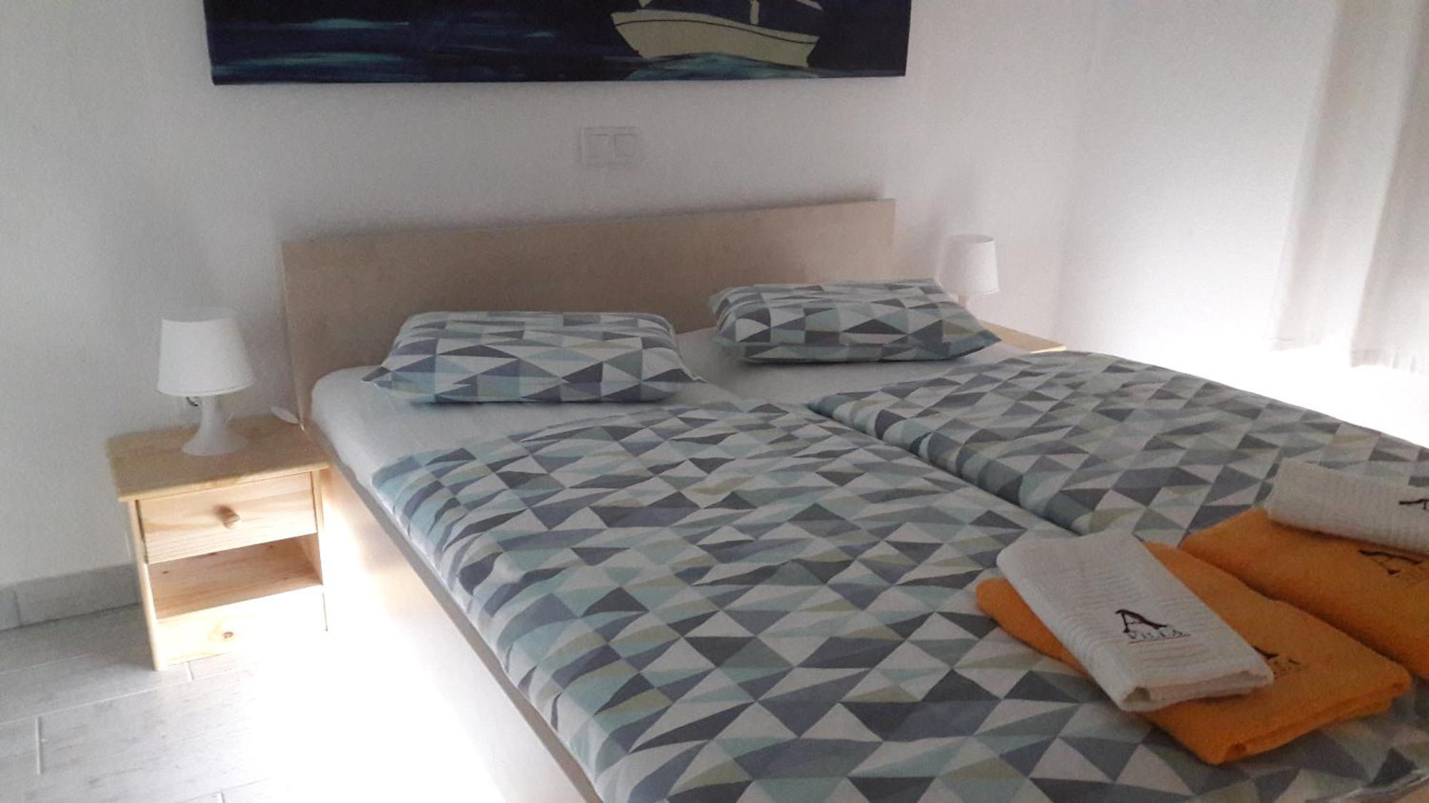 Apartments Villa A - Heating Pool 特罗吉尔 外观 照片
