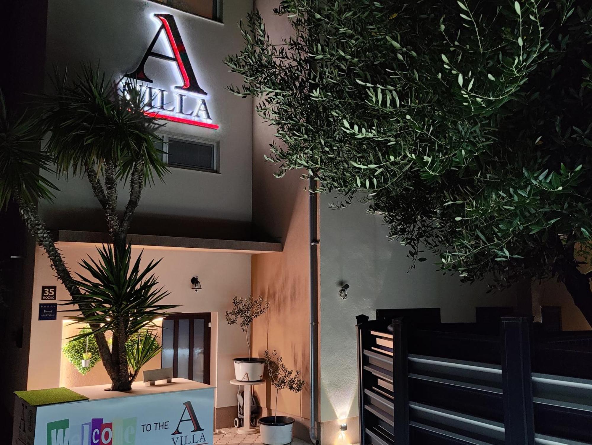 Apartments Villa A - Heating Pool 特罗吉尔 外观 照片